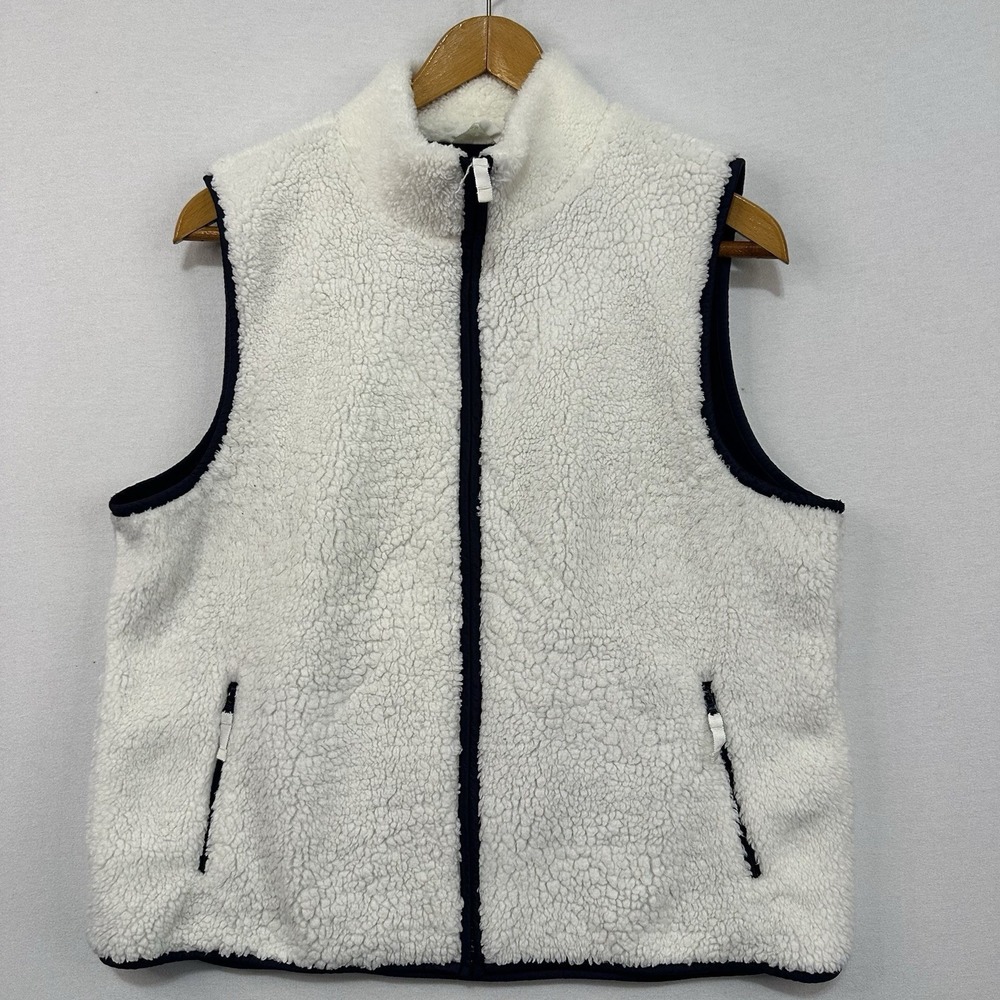 T By Talbots Women's White XL Vest Warm And Fuzzy Full Zip W/ Zippered Pockets